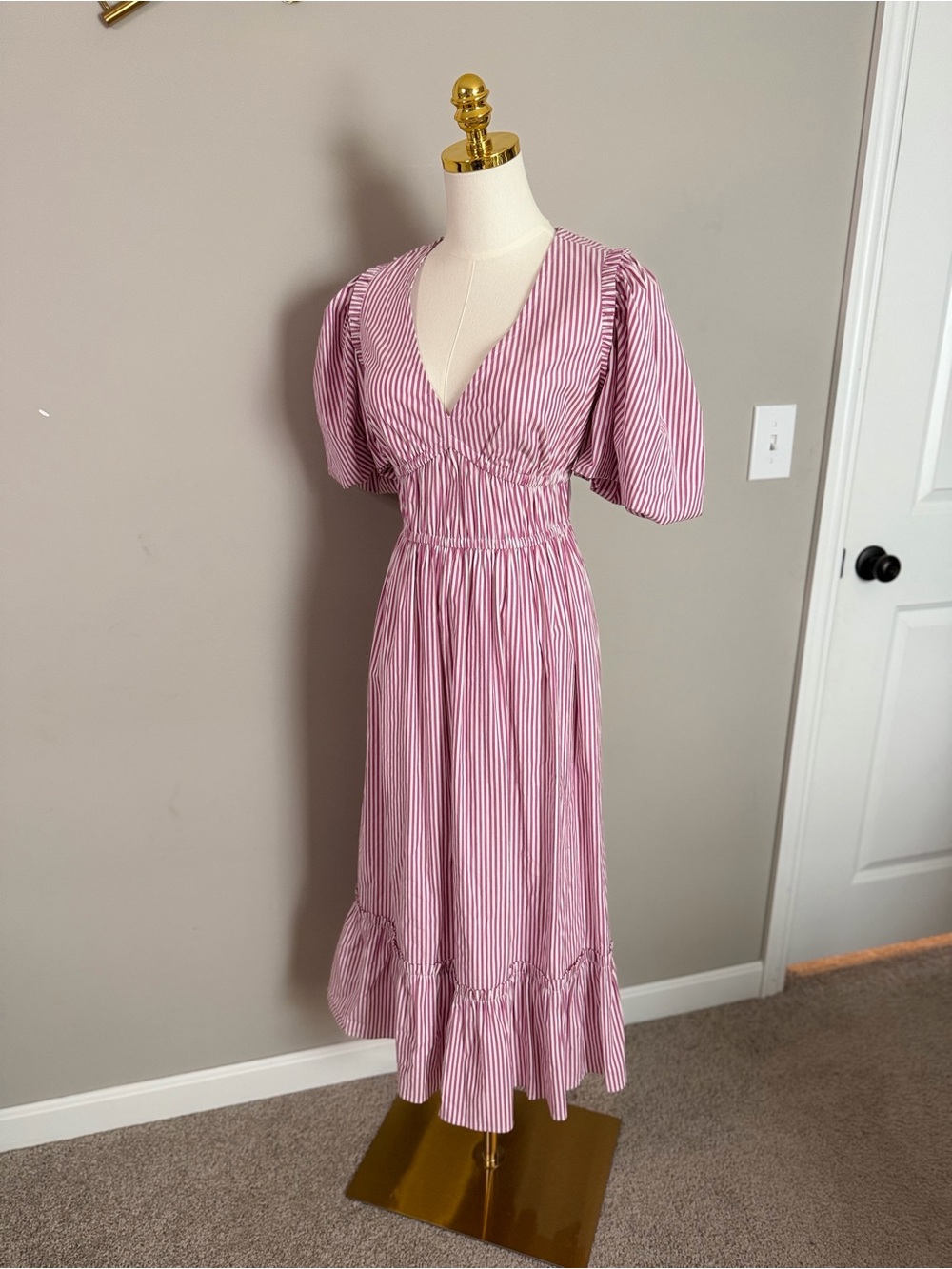 Vineyard Vines Pink Stripe Smocked Puff Sleeve Midi Dress V-Neck Tiered XS